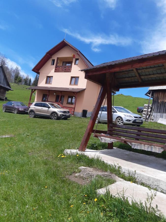 Cabana Gabriela Gîrda de Sus Eksteriør billede